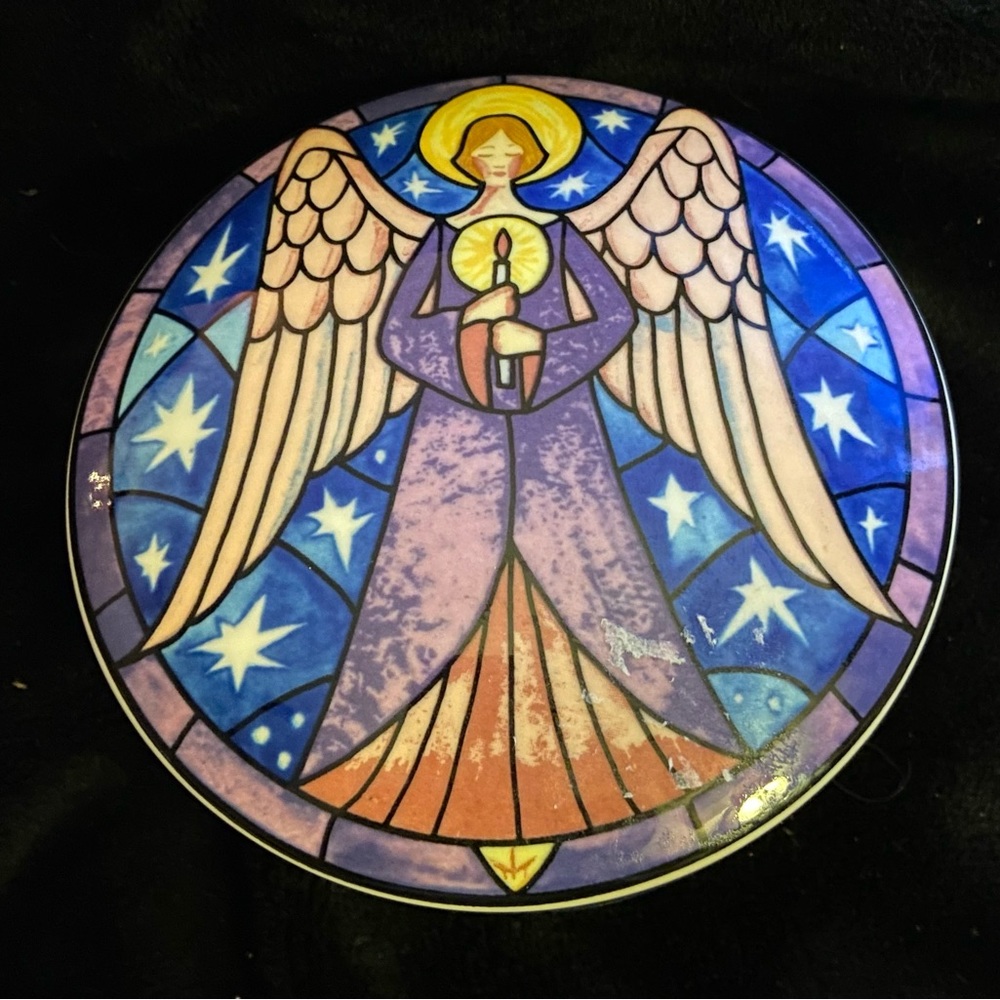 Mikasa Vintage Angel Trinket Bowl Stained Glass Star Pattern